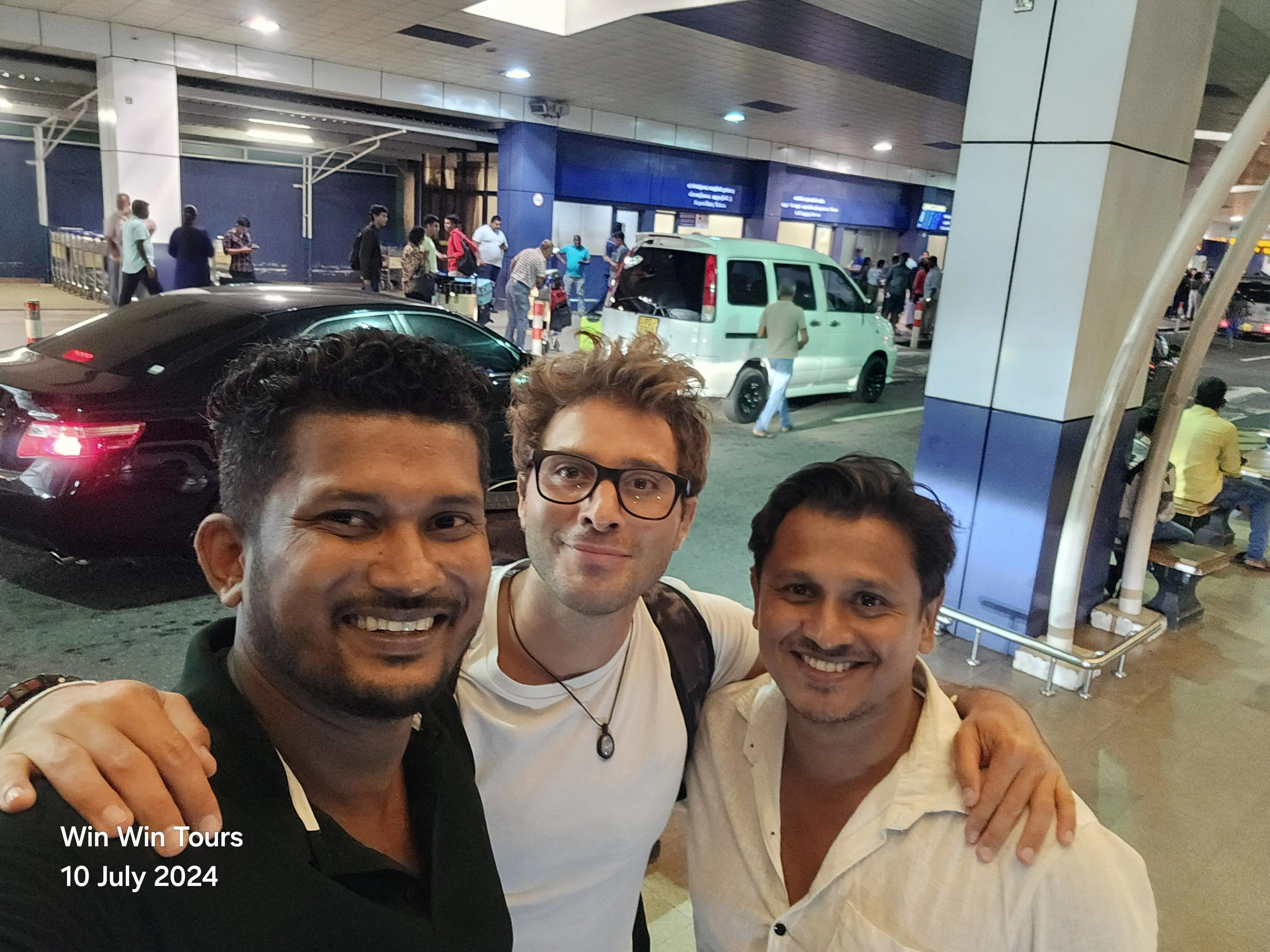 win win tours happy customer